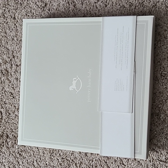 🎉Host Pick🎉 Pottery Barn Baby Fawn Hat and Bootie Set - Picture 4 of 5